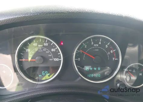 2011 Jeep Wrangler Sport z USA, uszkodzony, nr VIN 1J4AA2D10BL520310